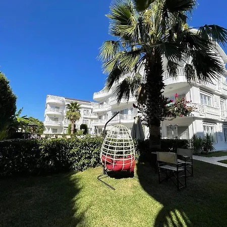 Apartment Belka Golf Exclusive Poolside