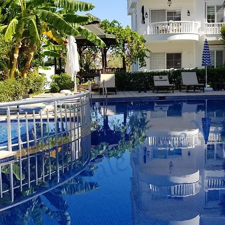 Apartment Belka Golf Exclusive Poolside