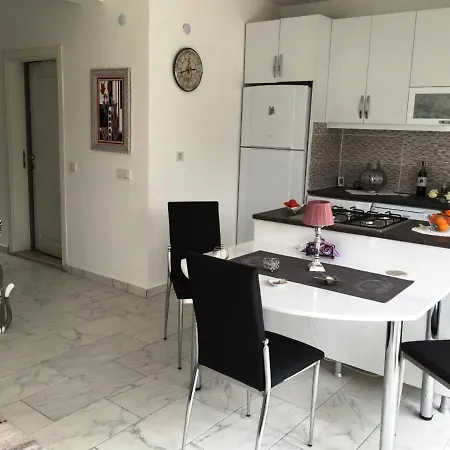 Belka Golf Exclusive Poolside Apartman