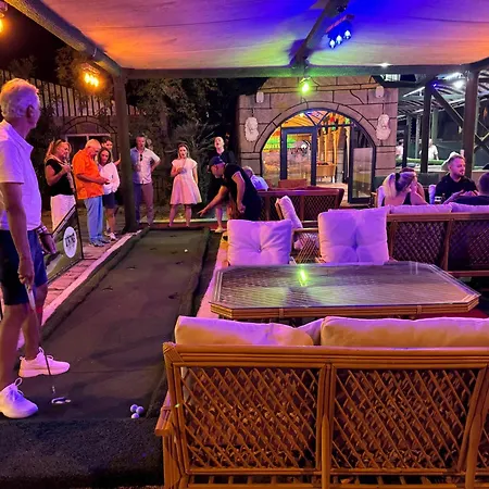 Belka Golf Exclusive Poolside Apartman Belek