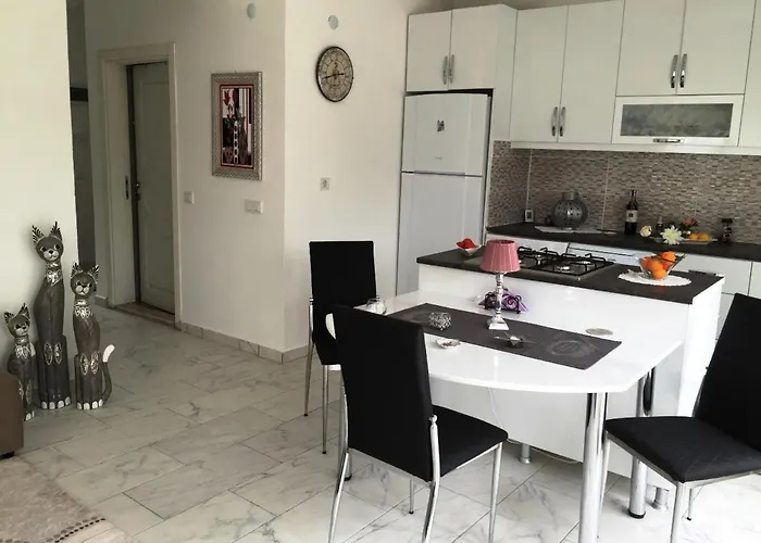 Belka Golf Exclusive Poolside Appartement