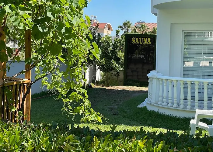 Belka Golf Exclusive Poolside Appartement